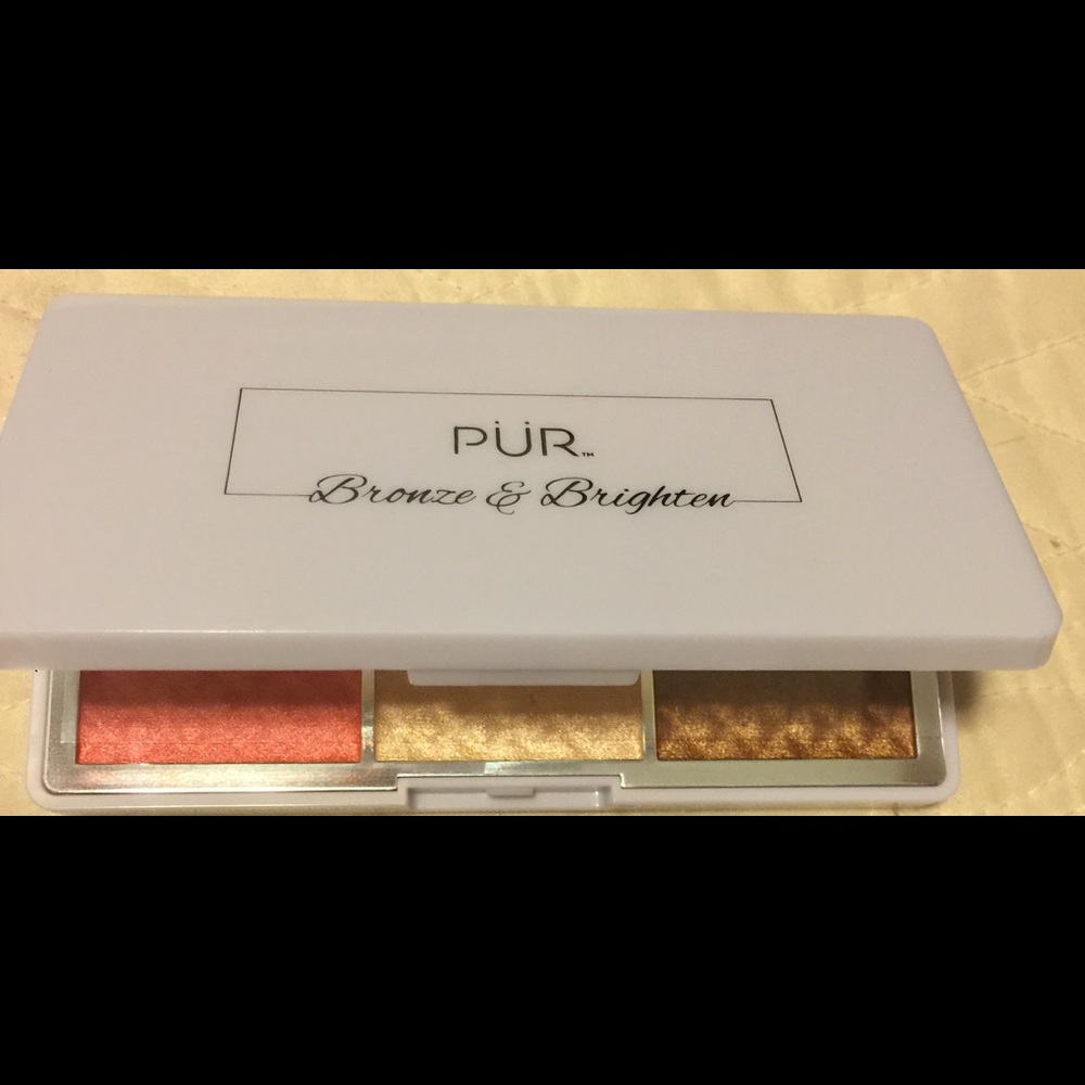 Pur- Bronze and Brighten face palette